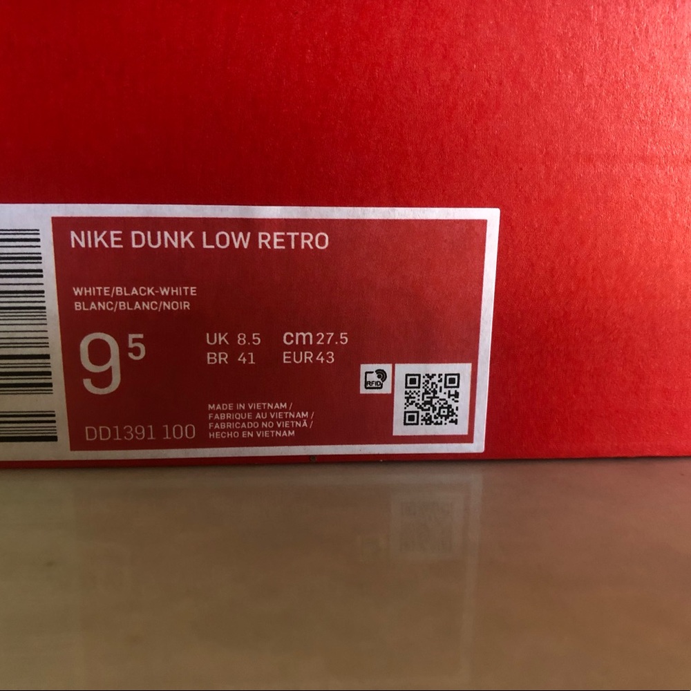 Nike Dunk Low Retro White Black Panda 2021 size 9.5. Ordered from Stock X.